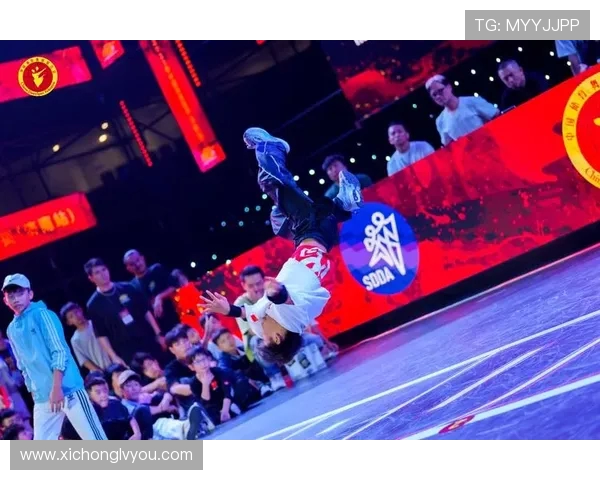 深圳街舞队的整体压制体系与街舞战术的深度解析与应用探讨 深圳街舞队的整体压制体系与街舞战术的深度解析与应用探讨