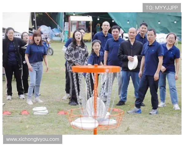 西安飞盘队在极限运动嘉年华中的精彩表现与力量展示分析