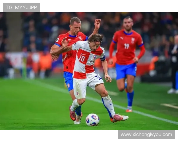 以色列与捷克足球队激战正酣精彩瞬间回顾与赛后分析 以色列与捷克足球队激战正酣精彩瞬间回顾与赛后分析