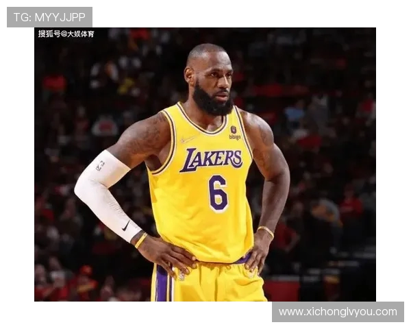 湖人队与快船队历史交锋记录分析与战绩回顾